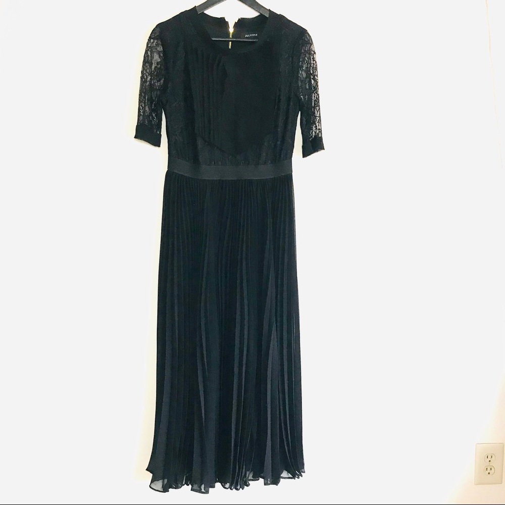 Maxi Pleated Lace Dress Black Size M
